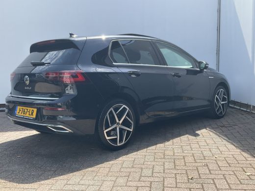 Volkswagen Golf 1.5 TSI Style Pano.dak Massage Sfeerverl Adap.Cruise Carplay Led Memory Uitstraling! ActivLease financial lease