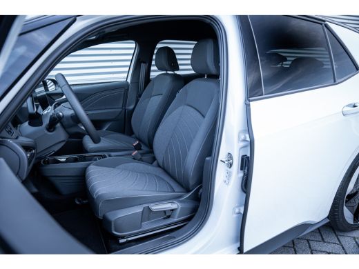 Volkswagen ID.3 Pro S Limited Edition Inclusief €2000,- inruilvoordeel | Achterlichten LED, luxe uitgevoerd incl... ActivLease financial lease