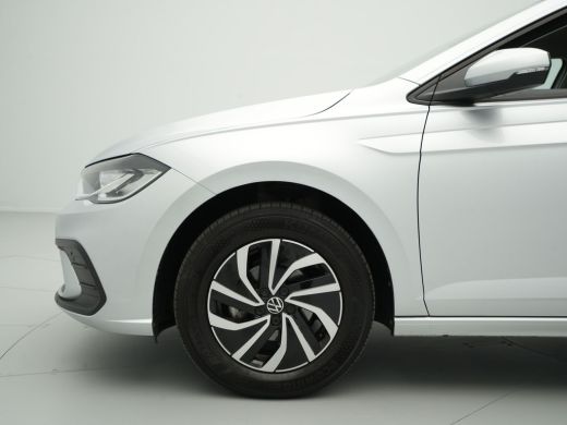 Volkswagen Polo 1.0 TSI 95pk DSG Life Edition Navi via app Camera Stoelverwarming Keyless 23 ActivLease financial lease