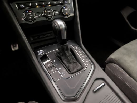 Volkswagen Tiguan Allspace 1.5 TSI R-Line Sport 7 Persoons 150Pk Automaat (PANORAMADAK, VIRTUAL COCKPIT, APPLE CARPLAY, GROO... ActivLease financial lease