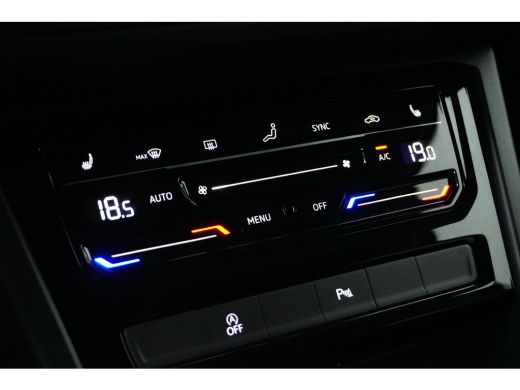 Volkswagen Touran 1.5 TSI DSG-7 Highline Business R-Line 7p | TREKHAAK | R-LINE | STOELVERW. | ADAPT. CRUISE ActivLease financial lease