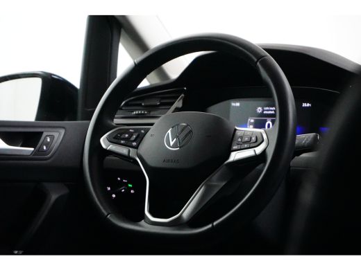 Volkswagen Touran 1.5 TSI DSG-7 Highline Business R-Line 7p | TREKHAAK | R-LINE | STOELVERW. | ADAPT. CRUISE ActivLease financial lease