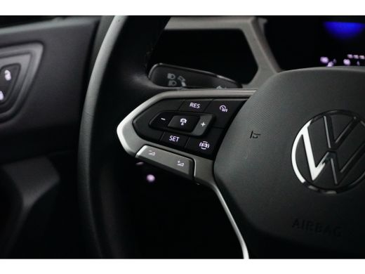 Volkswagen Touran 1.5 TSI DSG-7 Highline Business R-Line 7p | TREKHAAK | R-LINE | STOELVERW. | ADAPT. CRUISE ActivLease financial lease