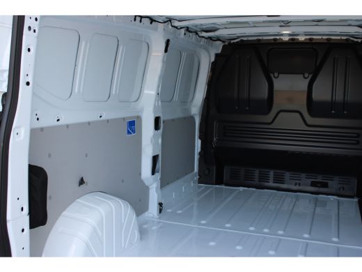 Volkswagen Transporter 2.0 TDI L2H1 30 Life | BPM VRIJ! | Camera achter | Bijrijdersbank | PDC V+A | Apple Carplay BPM V... ActivLease financial lease