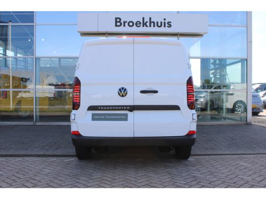 Volkswagen Transporter 2.0 TDI L2H1 30 Life | BPM VRIJ! | Camera achter | Bijrijdersbank | PDC V+A | Apple Carplay BPM V... ActivLease financial lease