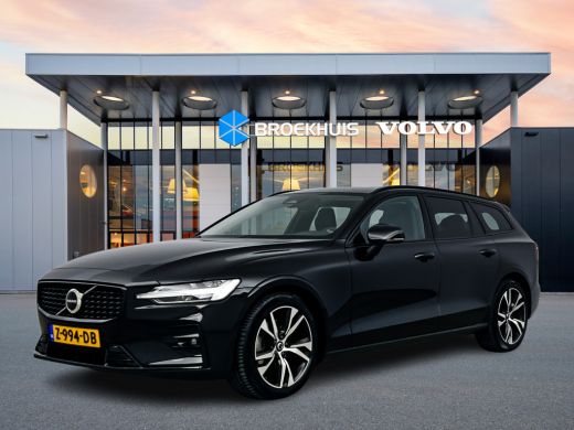 Volvo  V60 B4 Plus Dark | 18' | Panoramadak | Trekhaak | Getint glas | Stoel/stuurverwarming | Elektr. verst...