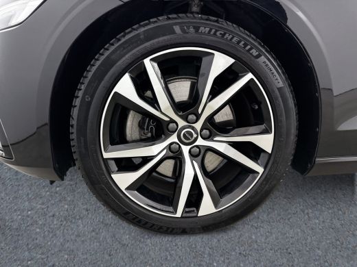 Volvo  V60 B4 Plus Dark | 18' | Panoramadak | Trekhaak | Getint glas | Stoel/stuurverwarming | Elektr. verst... ActivLease financial lease