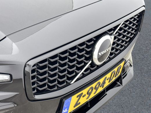 Volvo  V60 B4 Plus Dark | 18' | Panoramadak | Trekhaak | Getint glas | Stoel/stuurverwarming | Elektr. verst... ActivLease financial lease