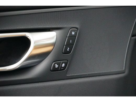 Volvo  XC60 T8 AWD Plus Dark | Luchtvering | 360° Camera | Stoelventilatie | Nappa | 21" | Panoramadak | Trek... ActivLease financial lease