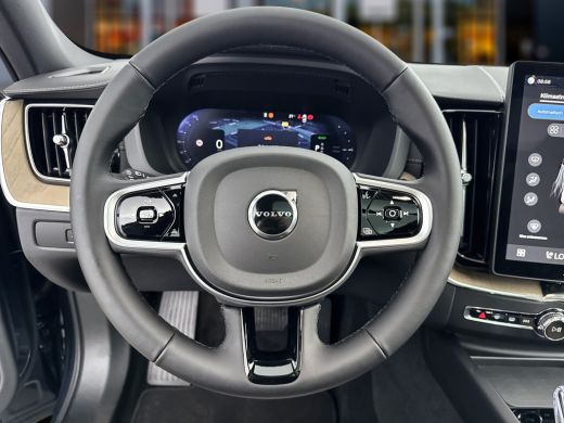 Volvo  XC60 T6 Recharge AWD Ultra Bright | Facelift | 21' | Luchtvering | Panoramadak | Harman Kardon | 360 c... ActivLease financial lease