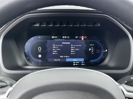 Volvo  XC90 T8 Recharge AWD Ultra Dark | 22' | Luchtvering | Bowers & Wilkins | Gelamineerd & getint glas | T... ActivLease financial lease