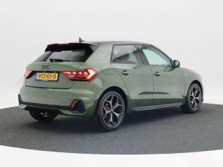 Audi A1 Sportback Sportback 25 TFSi Automaat S-Line | Adaptive Cruise | Parkeersensoren | LED | Privacy Glass | Sto...