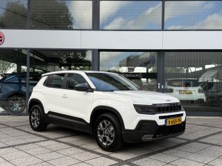 Jeep Avenger Longitude 54 kWh | Navi | Carplay | Stoelverwarming |