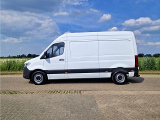 Mercedes-Benz Sprinter 211 CDI L2 H2 FWD - Euro 6 - 110 Pk - MBUX - ParkeerCamera