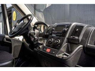 Peugeot Boxer 330 BlueHDi | Camera | Navigatie | Cruise | Airco | PDC | Euro 6