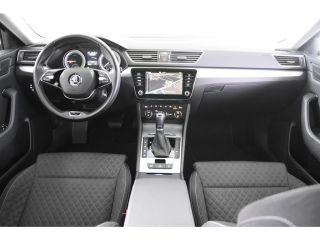 Skoda Superb Combi 1.4 TSI iV Hybrid *1ste Eigenaar*Navigatie*Stoelverwarming*