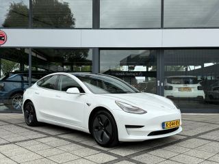 Tesla Model 3 Range Plus | Autopilot | Panorama | Leder | Navi | Camera |