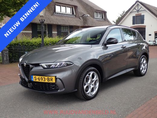 Alfa Romeo Tonale 1.5T Hybrid Sprint ADAP.CRUISE/SPORTLEER/CARPLAY/TREKHAAK Alfa Romeo Tonale 1.5T Hybrid Sprint ADAP.CRUISE/SPORTLEER/CARPLAY/TREKHAAK