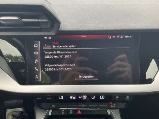 Audi A3 Limousine 30 TFSI Advanced edition Virtueel display Nav/Cruise Sportzetels 1Eig Digitaal NL-Auto! ActivLease financial lease