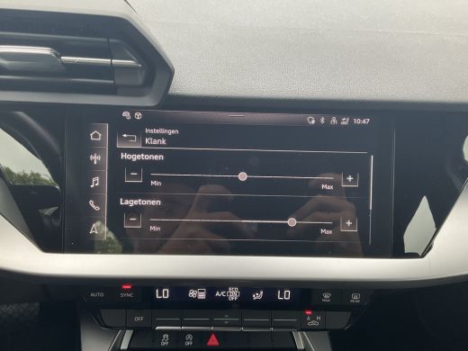 Audi A3 Limousine 30 TFSI Advanced edition Virtueel display Nav/Cruise Sportzetels 1Eig Digitaal NL-Auto! ActivLease financial lease