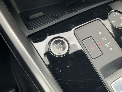 Audi A3 Limousine 30 TFSI Advanced edition Automaat Nav/Cruise Sportzetels 1Eig Digitaal NL-Auto! ActivLease financial lease
