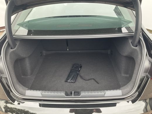 Audi A3 Limousine 30 TFSI Advanced edition Virtueel display Nav/Cruise Sportzetels 1Eig Digitaal NL-Auto! ActivLease financial lease