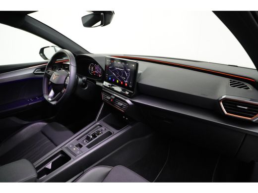 CUPRA Leon Sportstourer 1.4 e-Hybrid 245PK VZ Adrenaline | TREKHAAK | NAVIGATIE | 19 INCH | VERLENGDE GARANTIE | CAMERA ActivLease financial lease