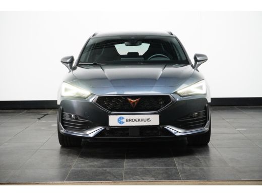 CUPRA Leon Sportstourer 1.4 e-Hybrid 245PK VZ Adrenaline | TREKHAAK | NAVIGATIE | 19 INCH | VERLENGDE GARANTIE | CAMERA ActivLease financial lease