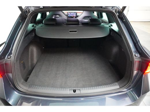 CUPRA Leon Sportstourer 1.4 e-Hybrid 245PK VZ Adrenaline | TREKHAAK | NAVIGATIE | 19 INCH | VERLENGDE GARANTIE | CAMERA ActivLease financial lease