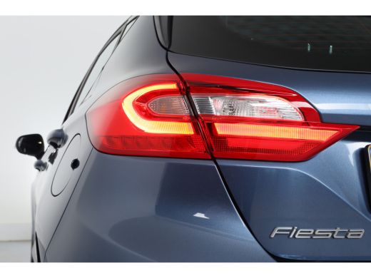 Ford Fiesta 1.0 EcoBoost ST-Line | Dealer Onderhouden! | LED | Navi By App | Clima | Parkeersensoren | Keyles... ActivLease financial lease