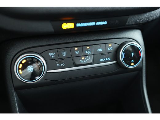Ford Fiesta 1.0 EcoBoost Titanium | LED | Navi By App | Parkeersensoren | Airco | DAB | Cruise Control ActivLease financial lease