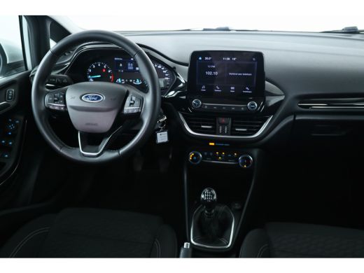 Ford Fiesta 1.0 EcoBoost Titanium | LED | Navi By App | Parkeersensoren | Airco | DAB | Cruise Control ActivLease financial lease