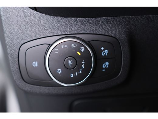 Ford Fiesta 1.0 EcoBoost Titanium | LED | Navi By App | Parkeersensoren | Airco | DAB | Cruise Control ActivLease financial lease