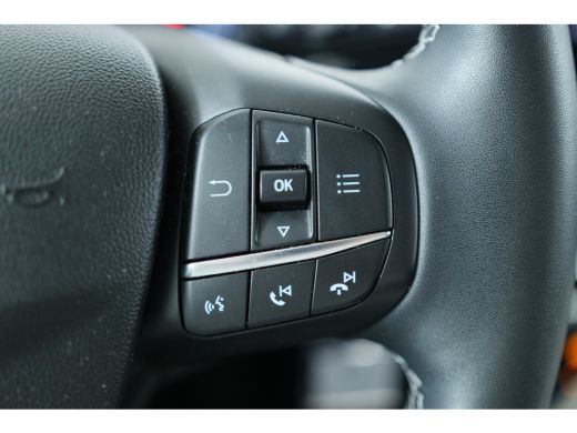 Ford Fiesta 1.0 EcoBoost Titanium | LED | Navi By App | Parkeersensoren | Airco | DAB | Cruise Control ActivLease financial lease