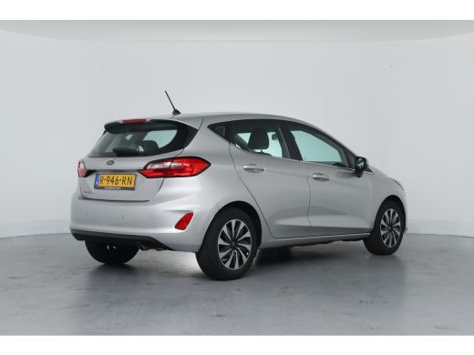 Ford Fiesta 1.0 EcoBoost Titanium | LED | Navi By App | Parkeersensoren | Airco | DAB | Cruise Control ActivLease financial lease