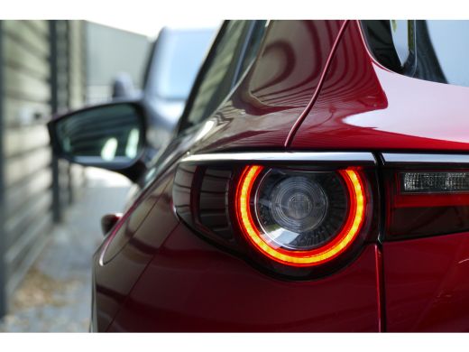 Mazda CX-30 2.0 E-SKYACTIV-X M HYBRID COMFORT / NAVI / LED / PDC / CLIMA / 18"LMV / ELEKTR. ACHTERKLEP /  KEY... ActivLease financial lease