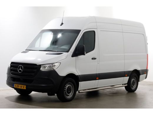 Mercedes-Benz Sprinter 311 CDI 115pk RWD L2H2 Airco Laadklep 500kg + Trekhaak 03-2021 ActivLease financial lease