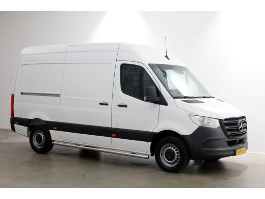 Mercedes-Benz Sprinter 311 CDI 115pk RWD L2H2 Servicewagen Airco/Camera/230V 03-2020 ActivLease financial lease