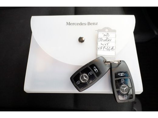 Mercedes-Benz Sprinter 311 CDI 115pk RWD L2H2 Servicewagen Airco/Camera/230V 03-2020 ActivLease financial lease