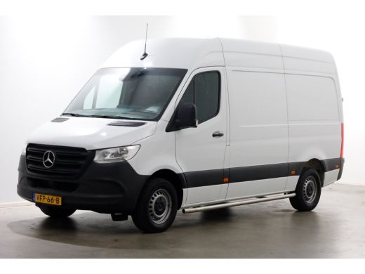 Mercedes-Benz Sprinter 311 CDI 115pk RWD L2H2 Servicewagen Airco/Camera/230V 03-2020 ActivLease financial lease
