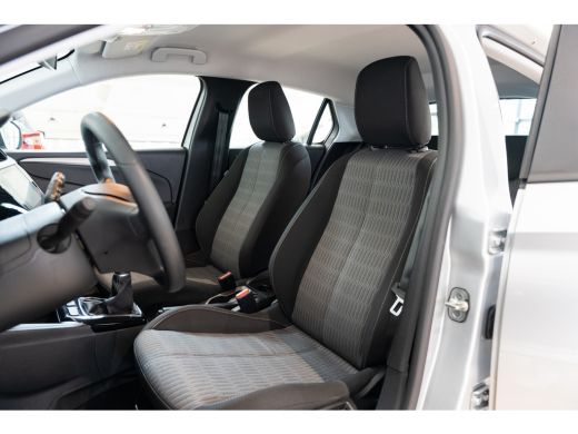 Opel Corsa 1.2 Edition | Apple Carplay & Android Auto | Parkeersensoren | Airco | Cruise Controle | Lichtmet... ActivLease financial lease