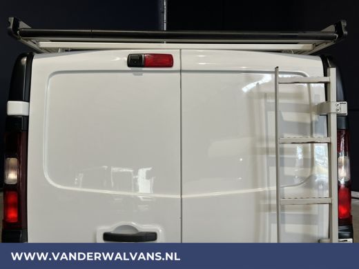 Opel Vivaro 1.6 CDTI 126pk L2H1 Euro6 Airco | 2x Zijdeur | Imperiaal | Trekhaak | Navigatie camera, cruisecon... ActivLease financial lease