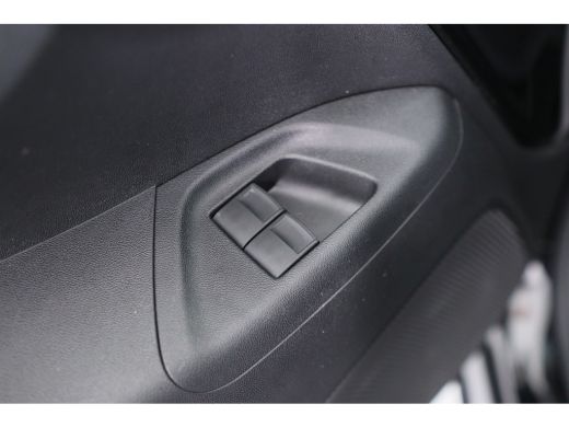 Peugeot 108 1.0 e-VTi Active | Airco | Elektrische Ramen | Bluetooht | Unieke Kilometerstand | Mistlampen ActivLease financial lease