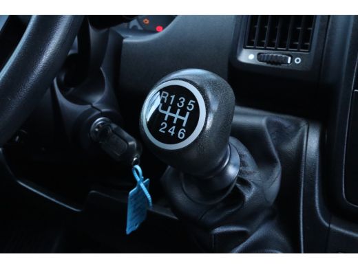 Peugeot Boxer 333 2.2 BlueHDi 140 L2H2 Premium | Cruise Control | Trekhaak | Navi | Carplay | Camera | ActivLease financial lease