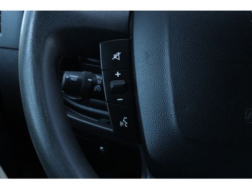 Peugeot Boxer 333 2.2 BlueHDi 140 L2H2 Premium | Cruise Control | Trekhaak | Navi | Carplay | Camera | ActivLease financial lease