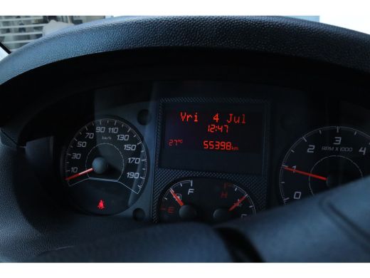 Peugeot Boxer 333 2.2 BlueHDi 140 L2H2 Premium | Cruise Control | Trekhaak | Navi | Carplay | Camera | ActivLease financial lease