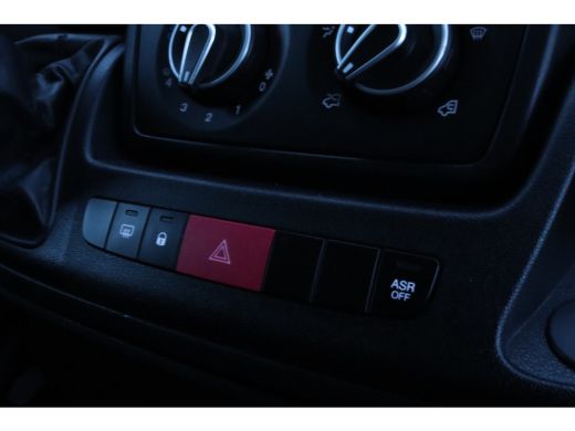 Peugeot Boxer 435 2.2 BlueHDi 165 L2H2 Zwaar Premium | Cruise Control | Trekhaak | Navi | Sidebars | Airco ActivLease financial lease