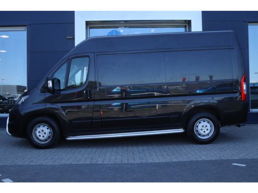 Peugeot Boxer 435 2.2 BlueHDi 165 L2H2 Zwaar Premium | Cruise Control | Trekhaak | Navi | Sidebars | Airco ActivLease financial lease