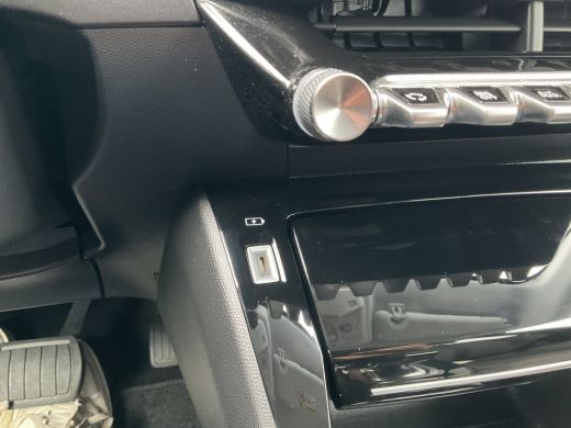 Peugeot e-208 EV Allure 50 kWh Apple Camera Carplay Orig.NL ActivLease financial lease