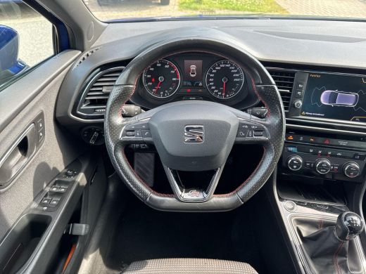 Seat Leon 1.4 EcoTSI FR Business Intense | 150Pk | Full LED | trekhaak | Clima | Navi | PDC | ActivLease financial lease